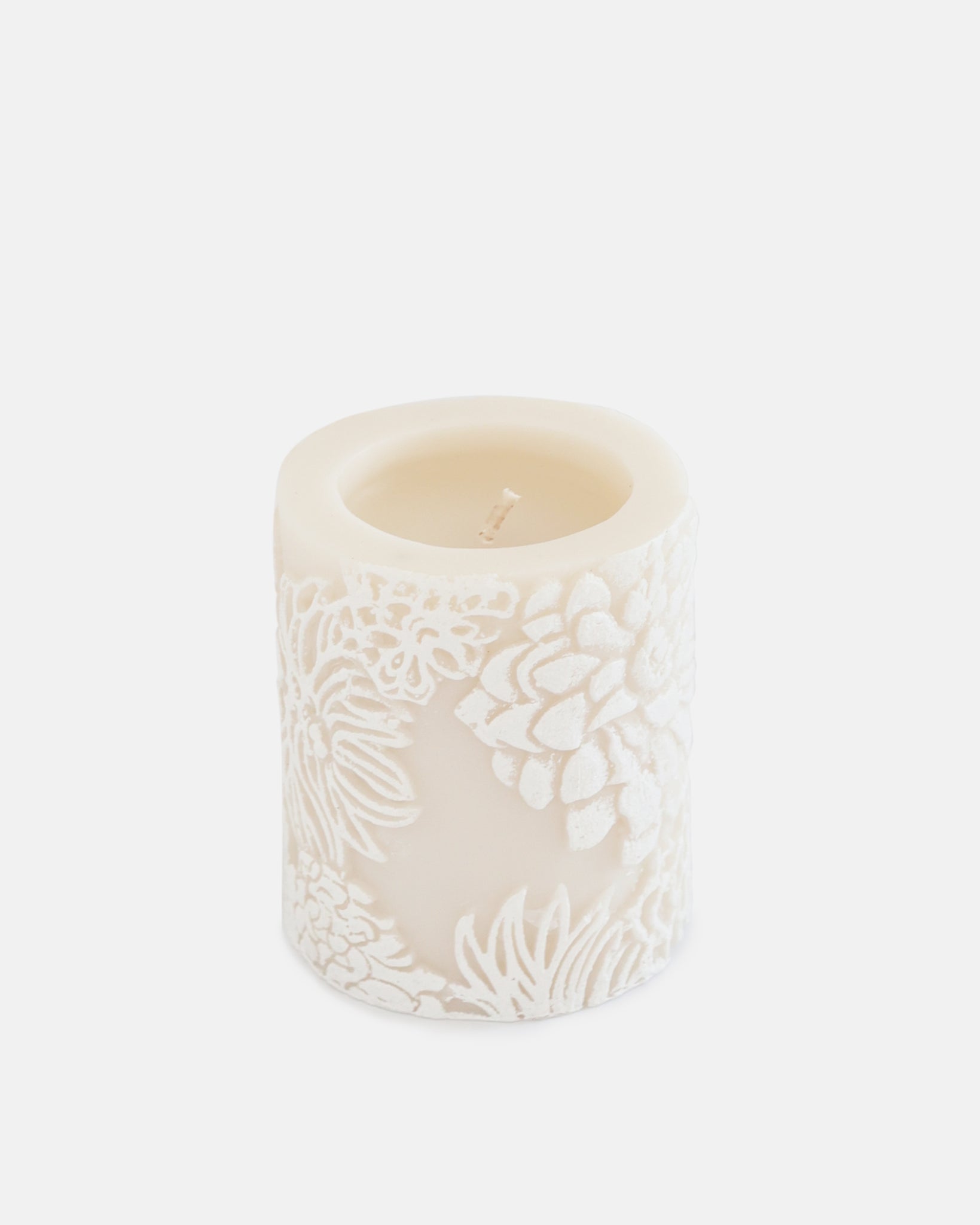 SERUNI CARVED CANDLE