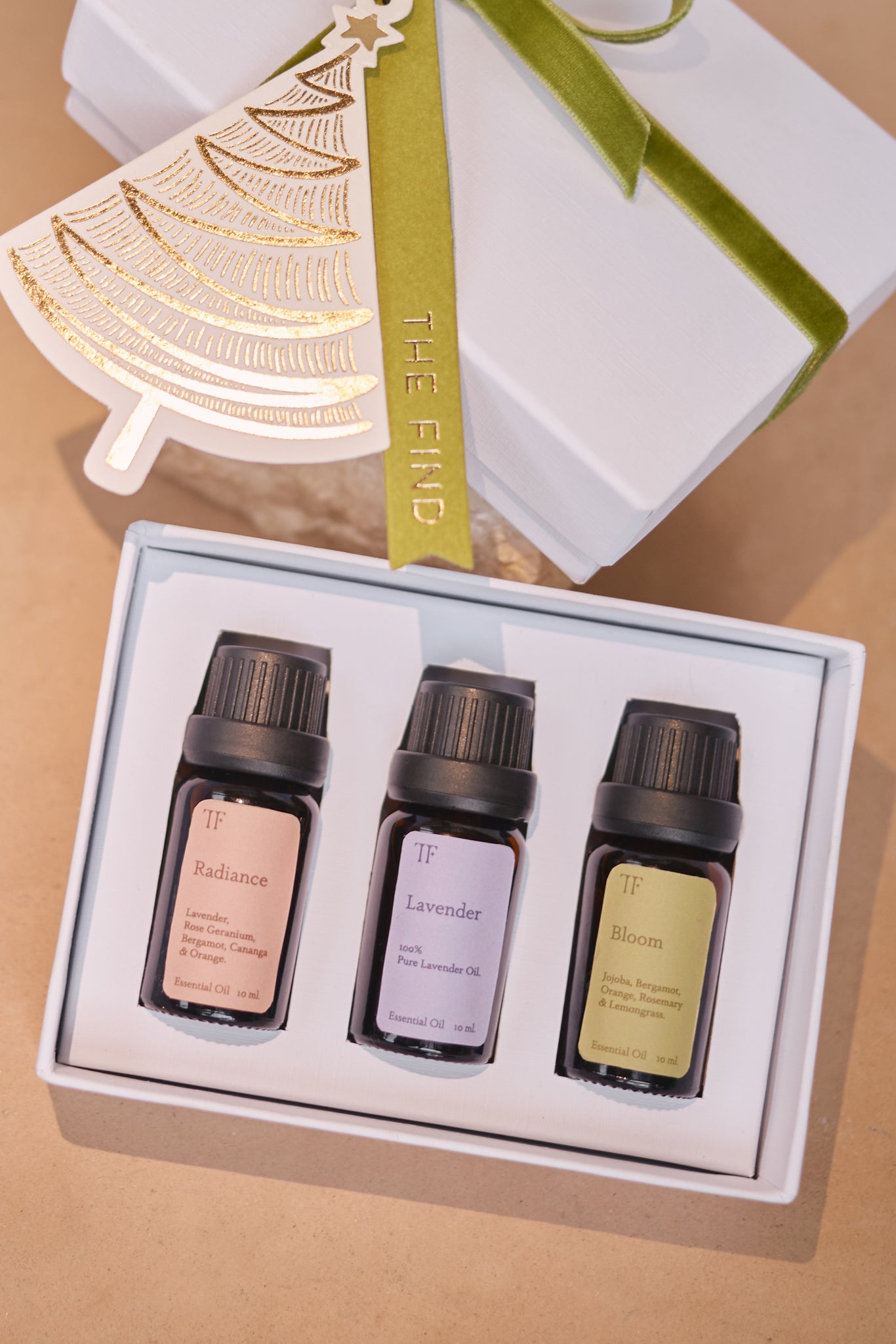 HOLIDAY SET ESSENTIAL OIL